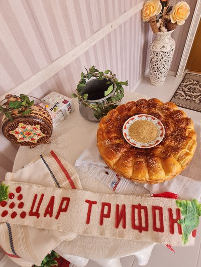 Групи за автентичен фолклор 18