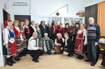 Групи за автентичен фолклор 6