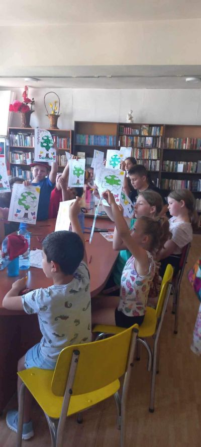Честит празник на библиотекаря 4