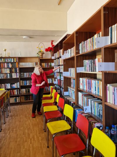 Честит празник на библиотекаря 7